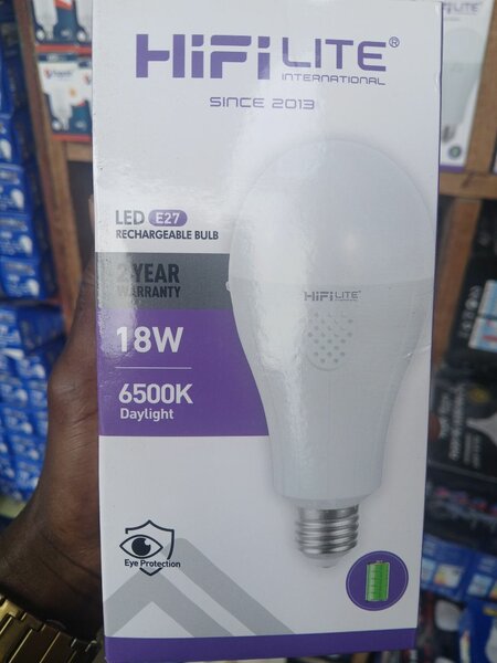 Ampoule Rechargable LED 18W