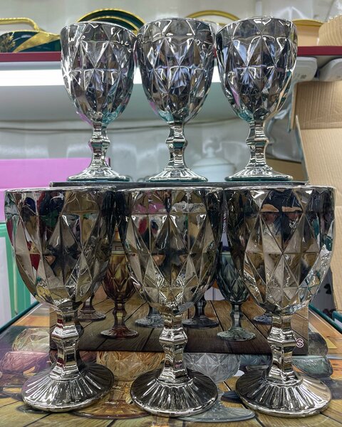 Фужеры на 6 персон