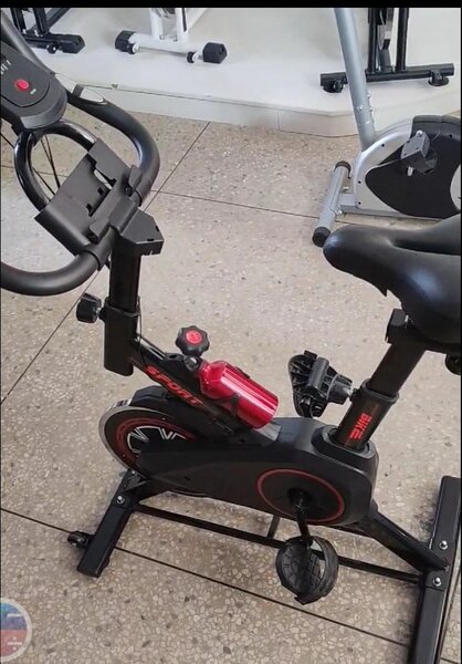 Vélo d'appartement fitness