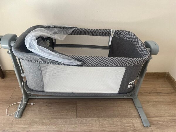 Прикроватная кроватка