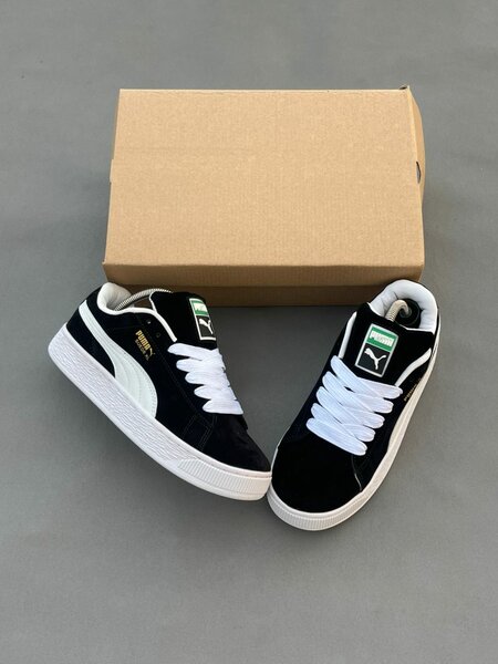 Chaussures Puma Noires