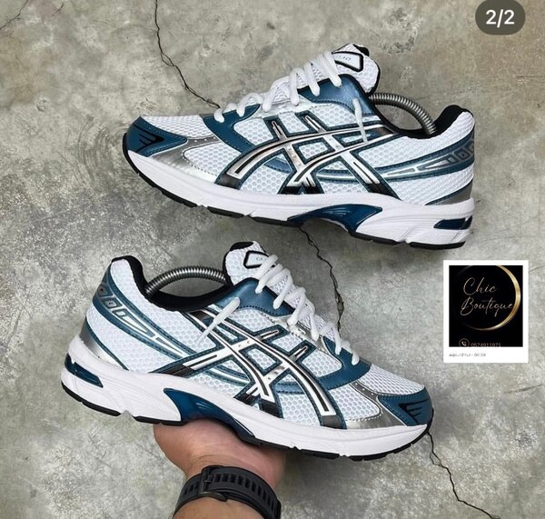 Chaussures de course légères