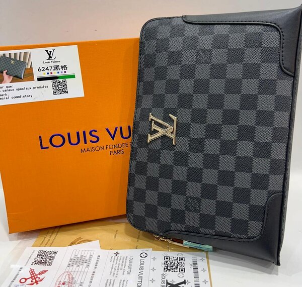 Mens executive handbag