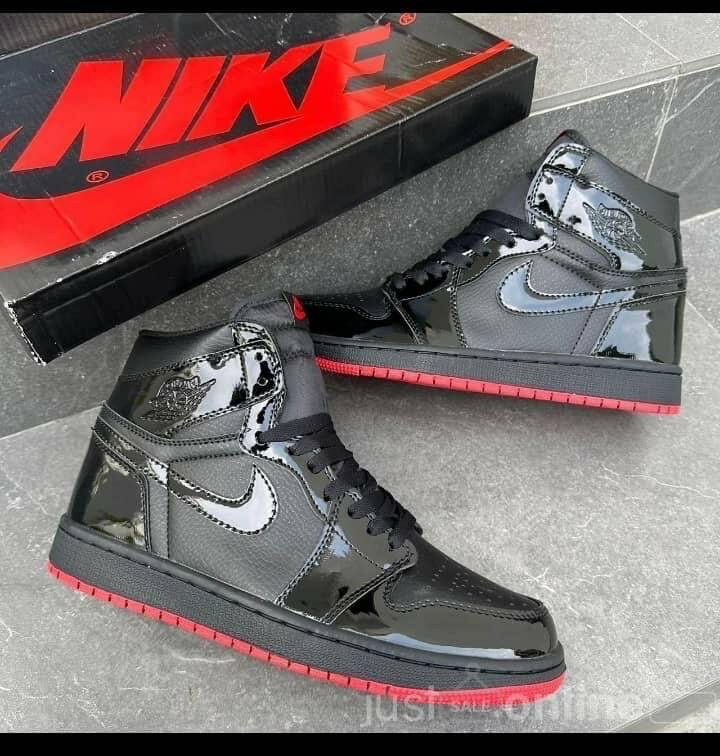 Air Jordan 1 Retro Hugh OG