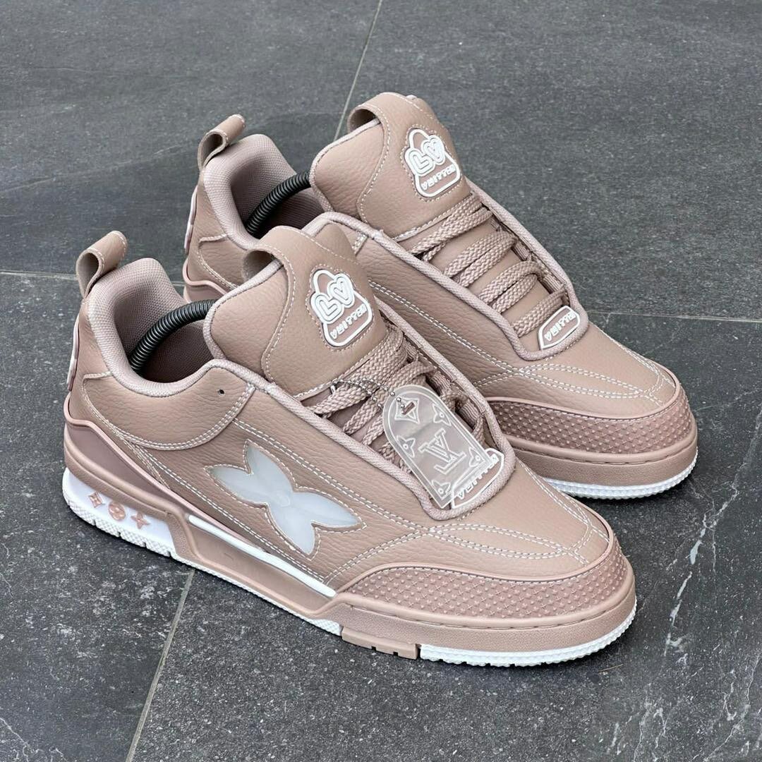 LOUIS VUITTON SNEAKER
