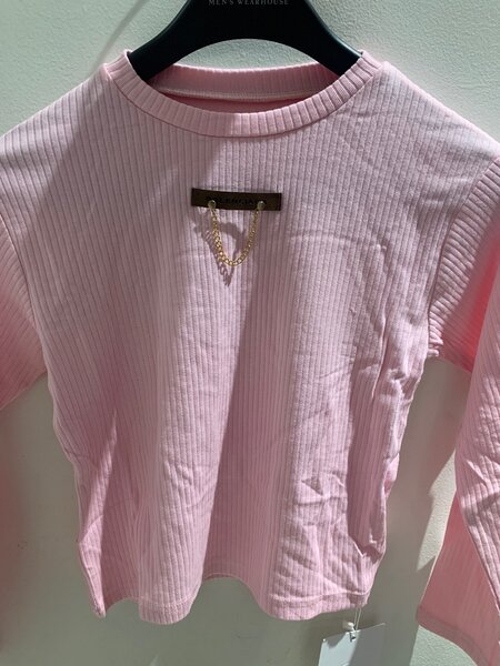 Pull rose côtelé élégant