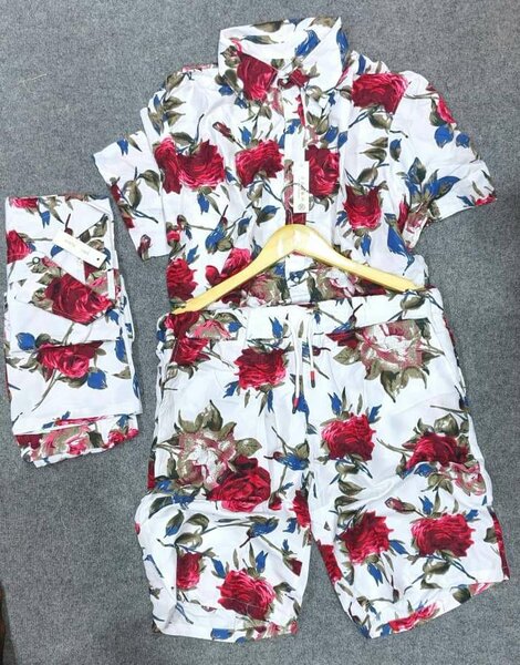 Pyjama fleuri en coton