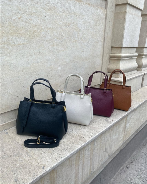 сумки разных цветов