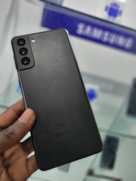 Samsung galaxy S21 plus