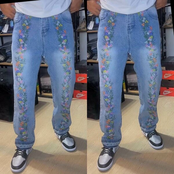Jeans brodés floraux