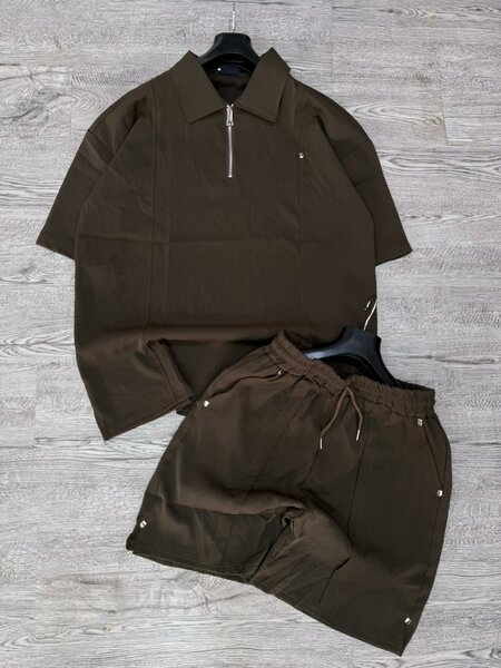 Ensemble décontracté short et polo