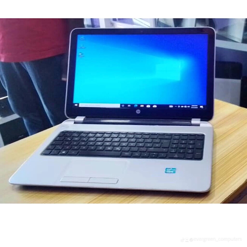 HP laptop, pavilion 15