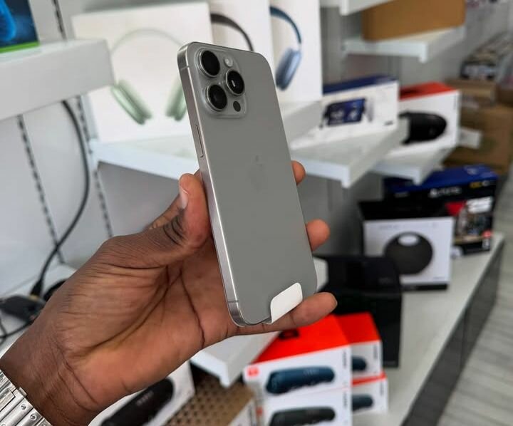 Certified Pre-Owned iPhone 15PROMAX 256GB