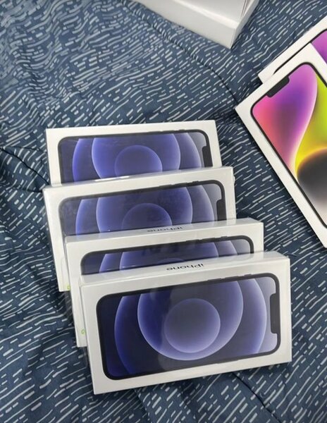 Sealed In box 12 64 gig Gervey unlocked