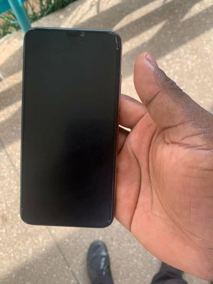 IPhone Xmas 512GB, 4GB