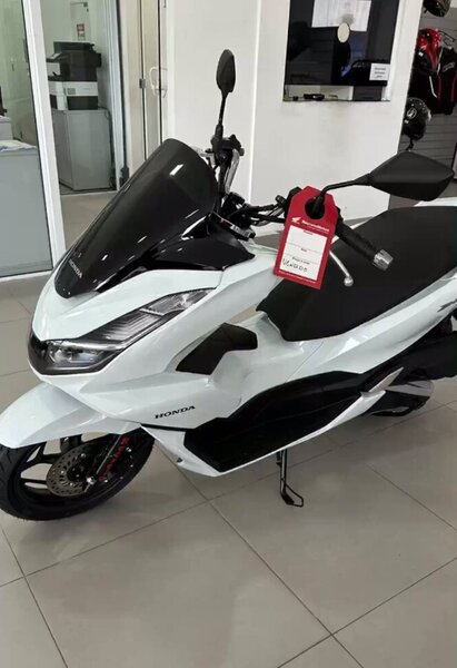 Scooter Honda blanc - Vente