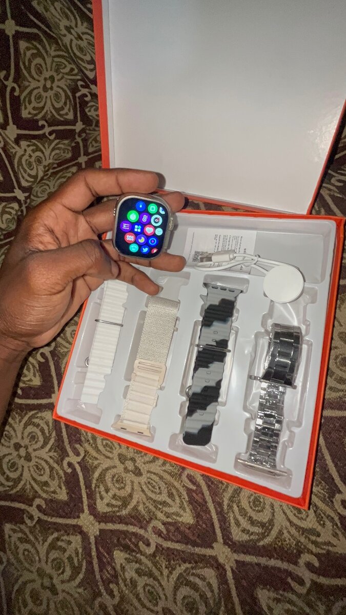 Smart Watch Ultra 2+4Bracelet