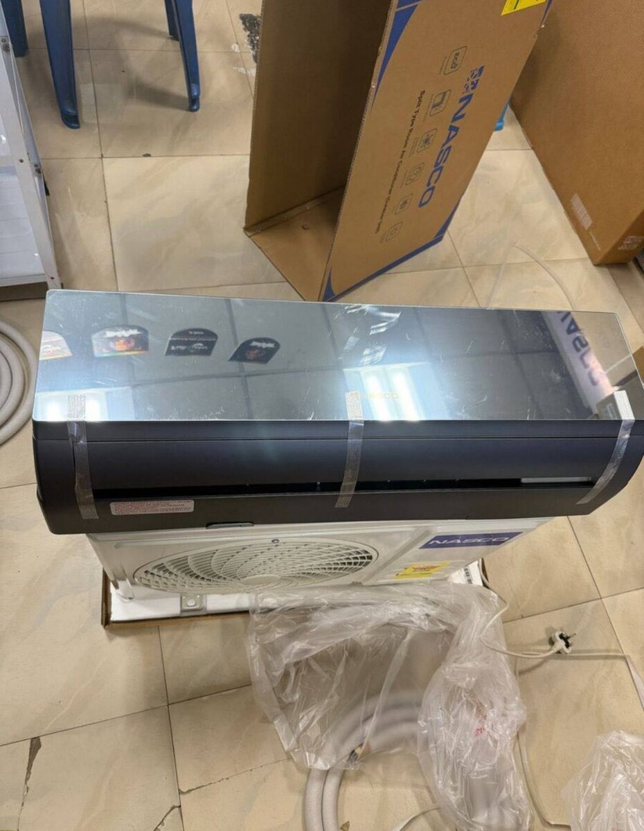 Nasco Black Mirror 2.5hp R410 Air Conditioner