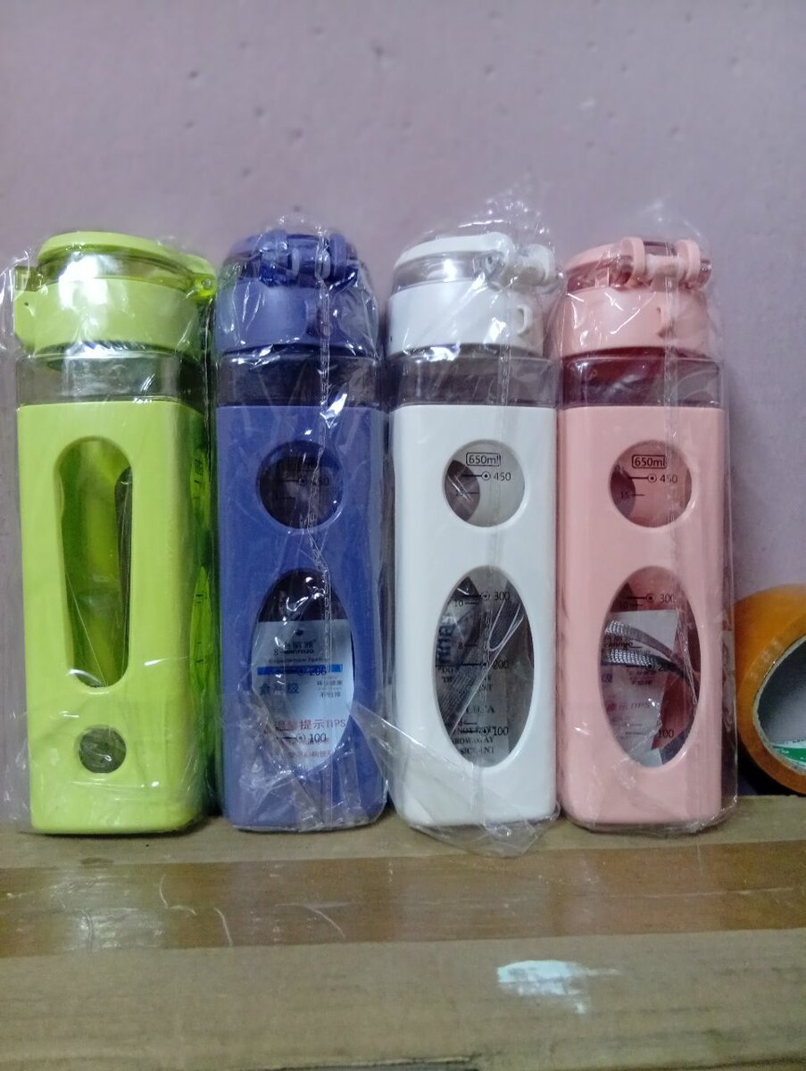 Bouteille en verre à infuseur