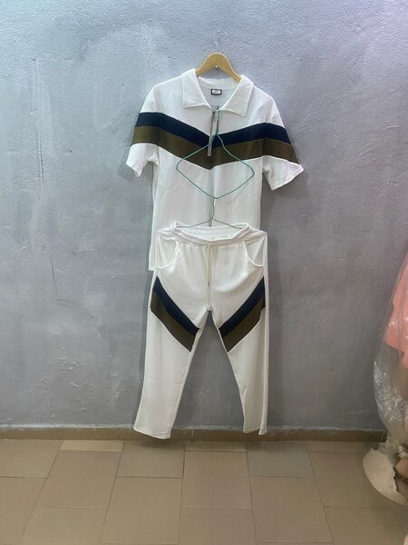 Ensemble de survêtement style sport