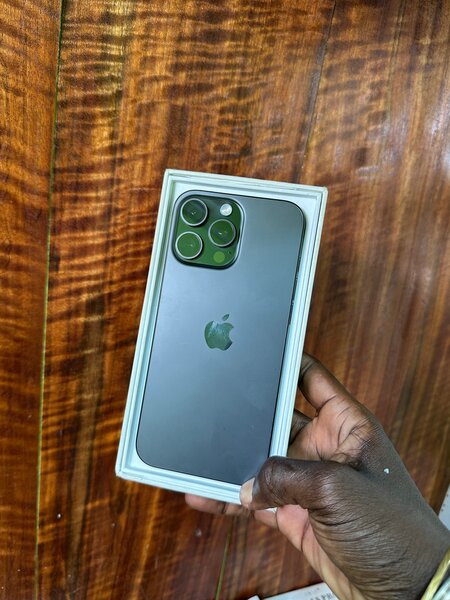 iPhone 16 promax batterie 100%