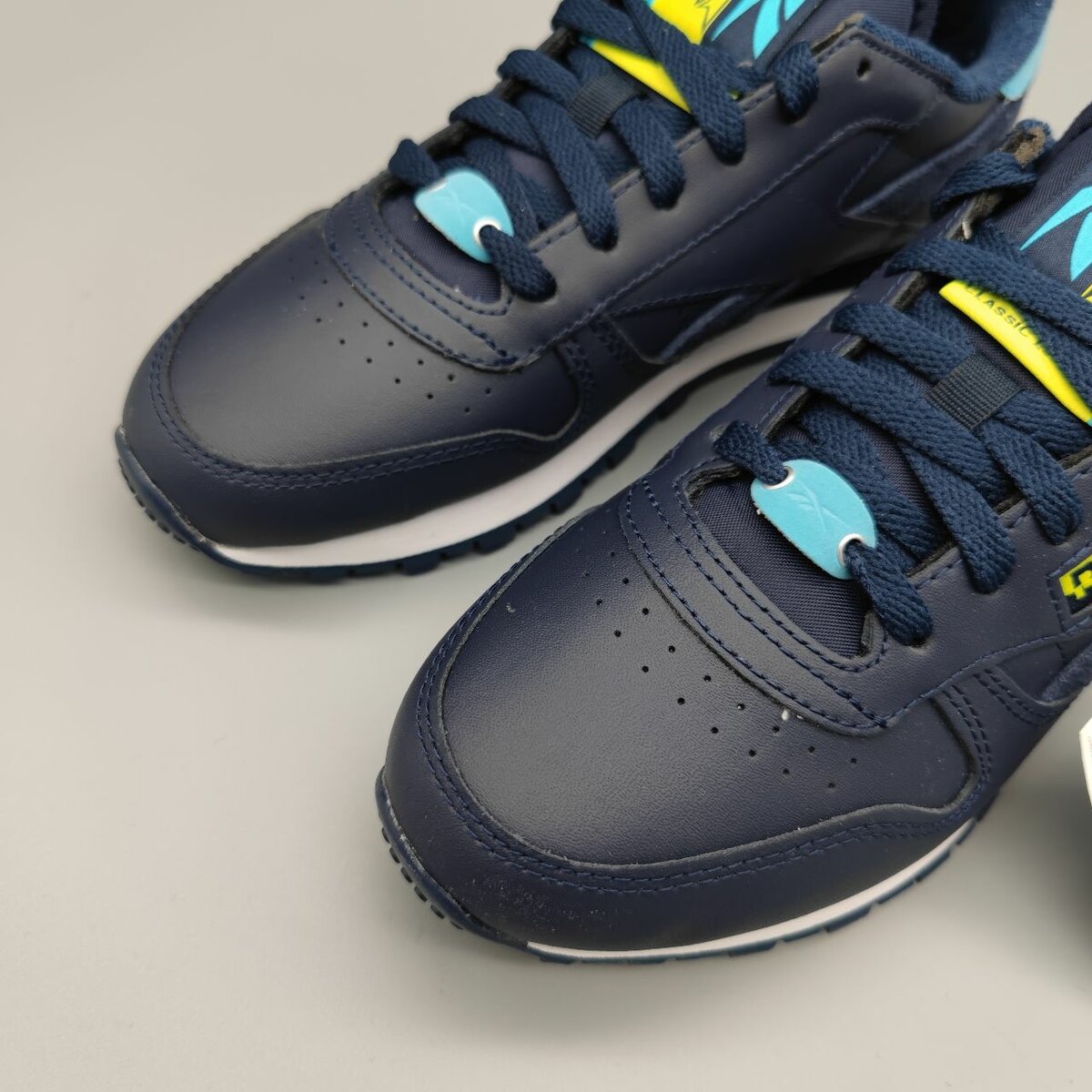 REEBOK Classic Leather