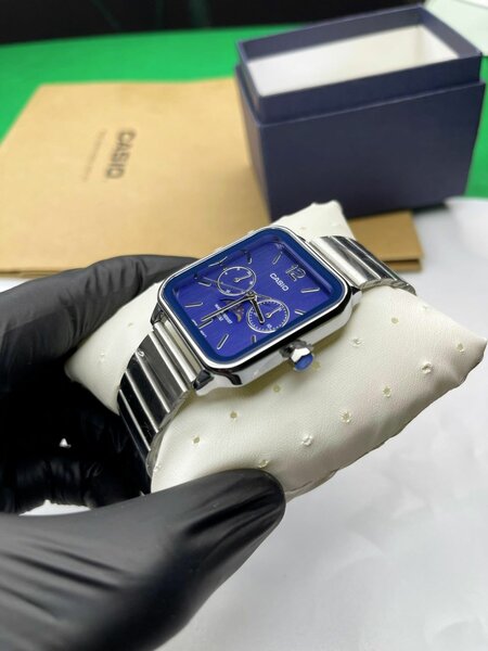 Montre analogique casio prs