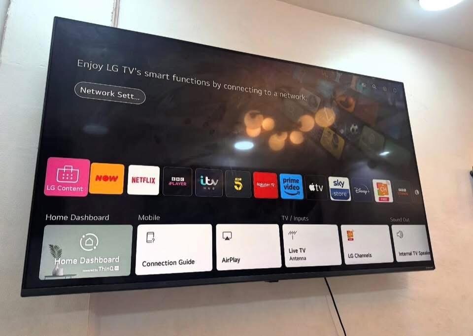 Téléviseur LG UHD 4K Smart TV