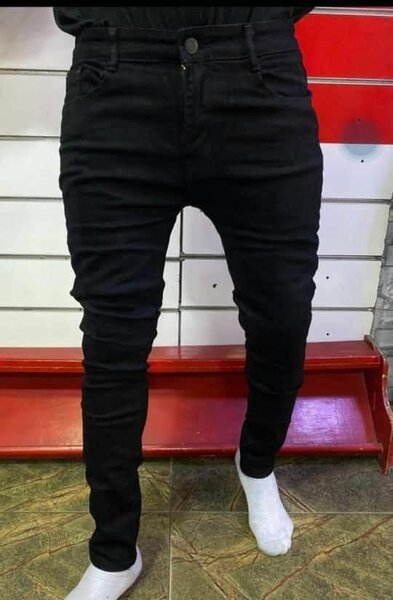 Jeans ajustés homme tendance