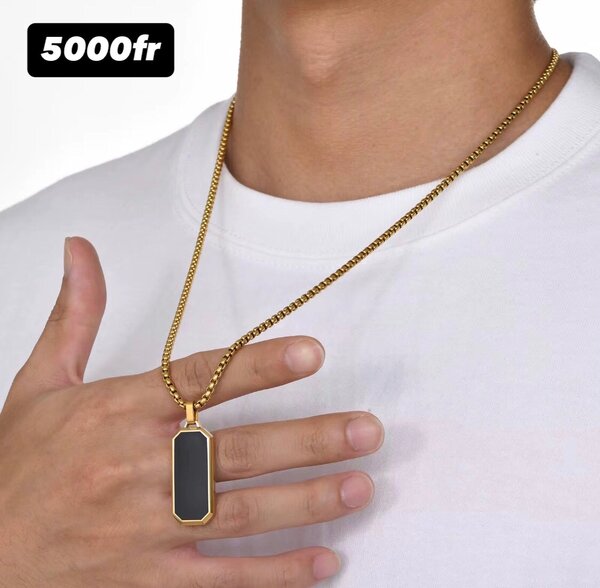 Collier Pendentif Homme Élégant