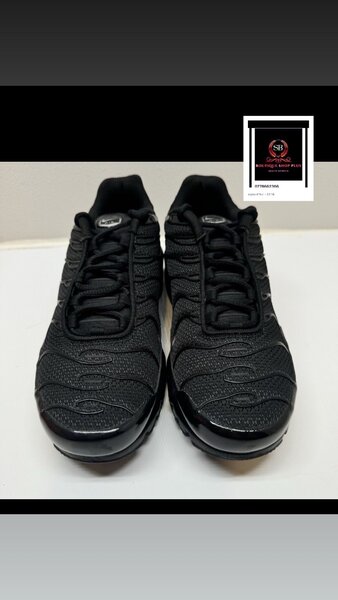 Basket Nike tn authentique sa boîte