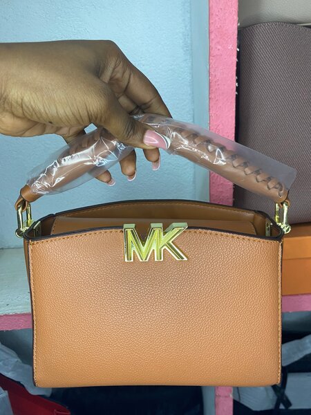 Sac à main élégant en cuir