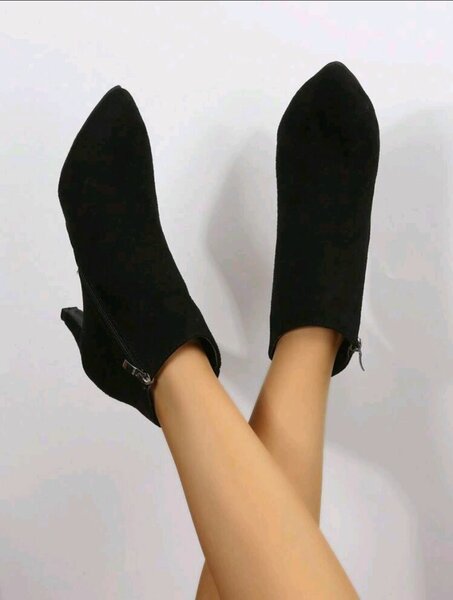 Ankle boots