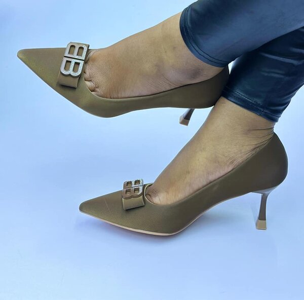 Stylish women's high heel shoes grey