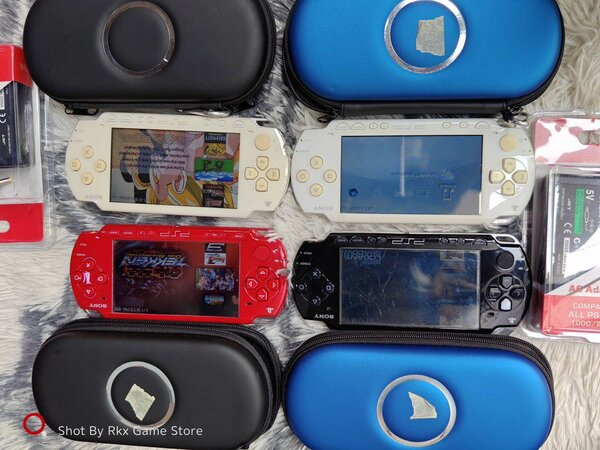 PSP occasion+ 30 jeux