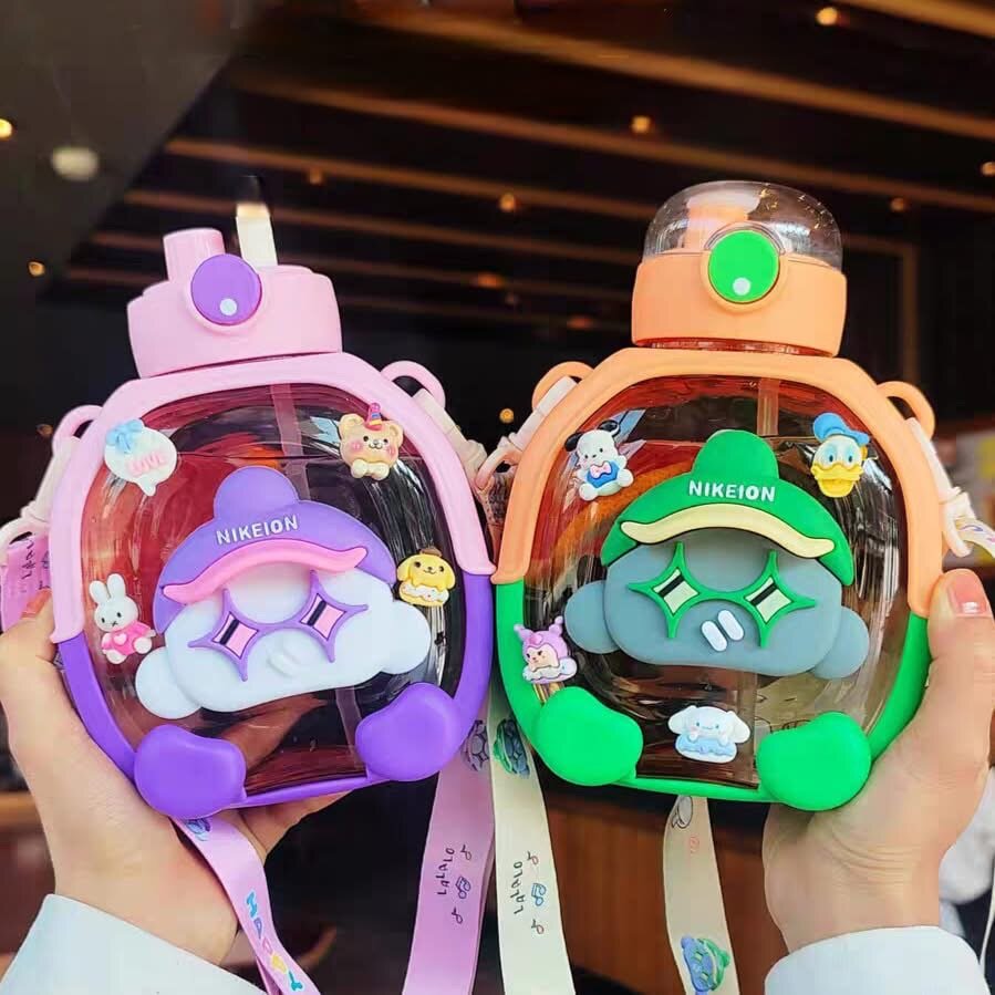 Gourde en plastique pour enfa