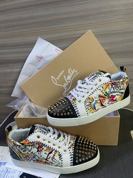 Louboutin prix promo