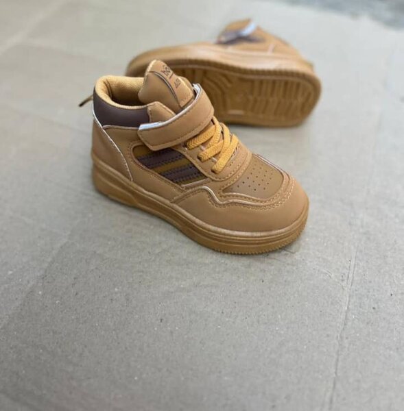 Baskets enfant confortables