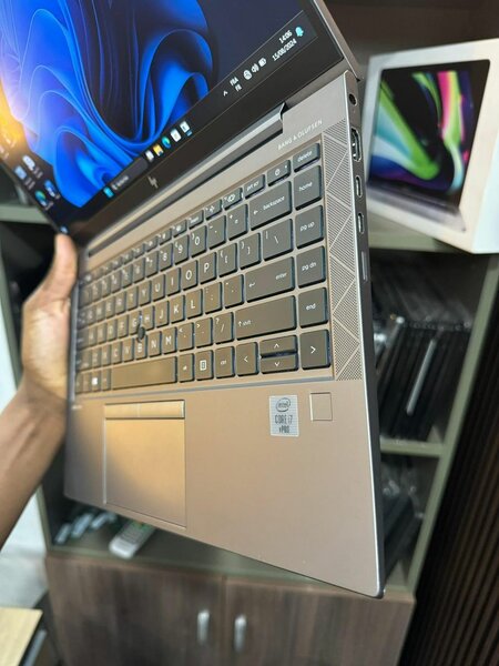 Laptop ultrafin puissant