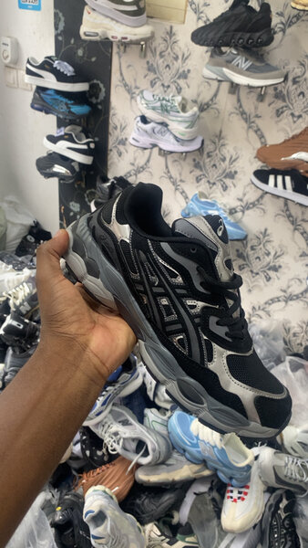 Chaussures de sport noir élégantes