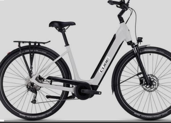 Vélo électrique urbain Cube