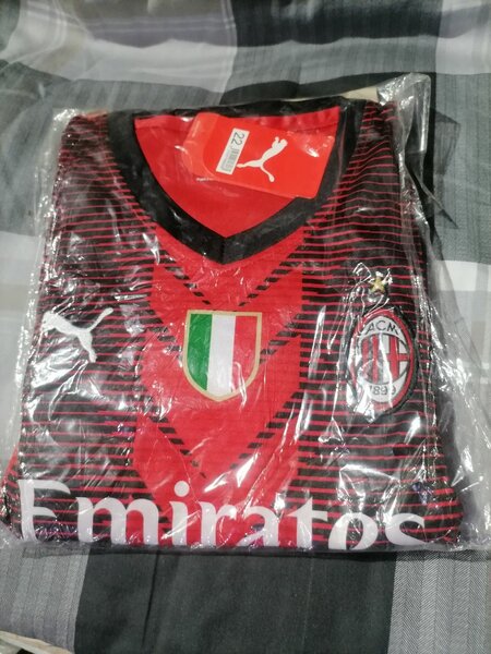 Quality Jerseys Top Down, Brand New, All Football Clubs.