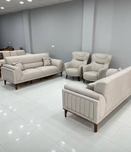 Ensemble canapé et fauteuils beige clair