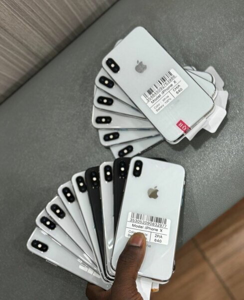 iPhone X - Smartphones