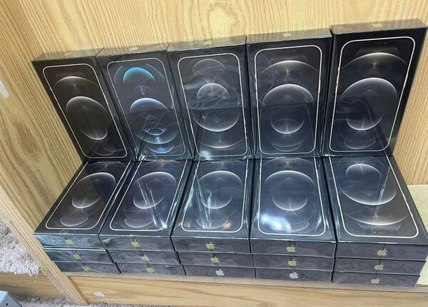 BRAND NEW IPHONE 12 PRO MAX