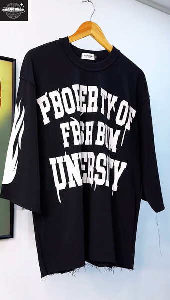 T-shirt oversize noir graphique