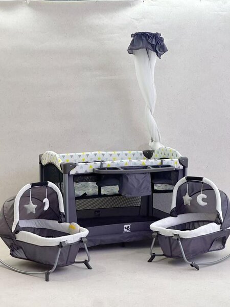 Lit de bébé multifonctionnel