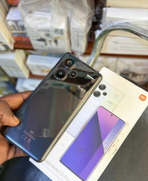 Xiaomi Redmi Note 13 Pro