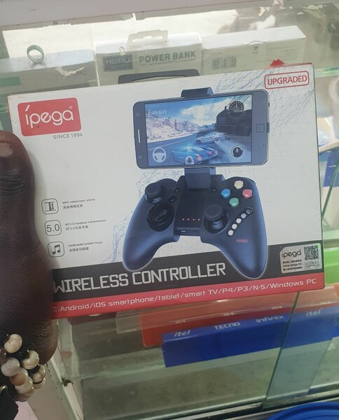 Manette sans fil iPega Bluetooth