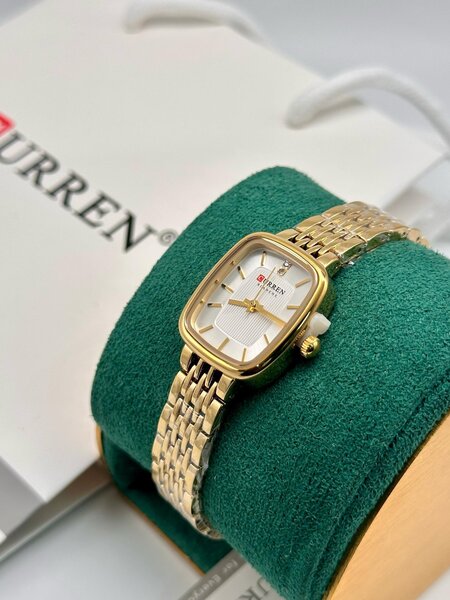 Montre Femme Élégante CURREN